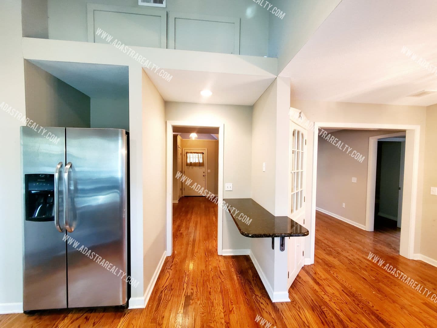 Mission House: 5428 Maple St,