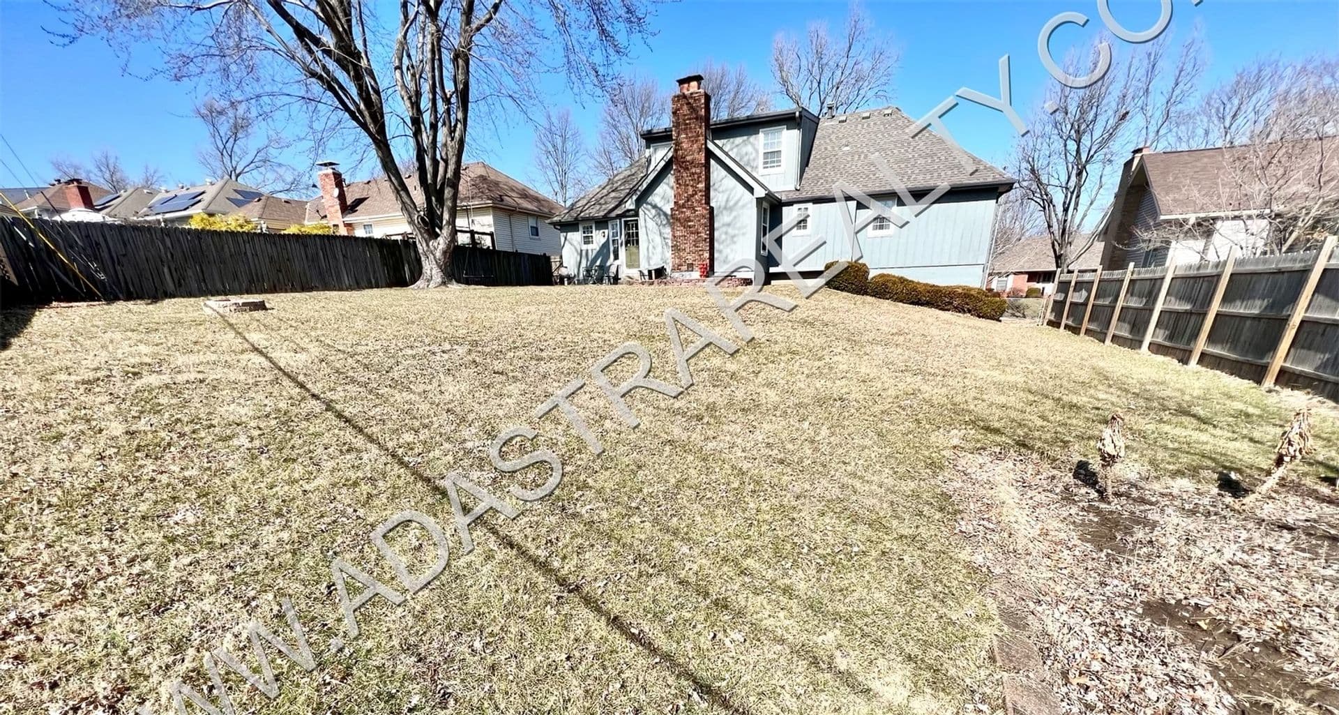 Kansas City House: 1201 NE 82nd St,