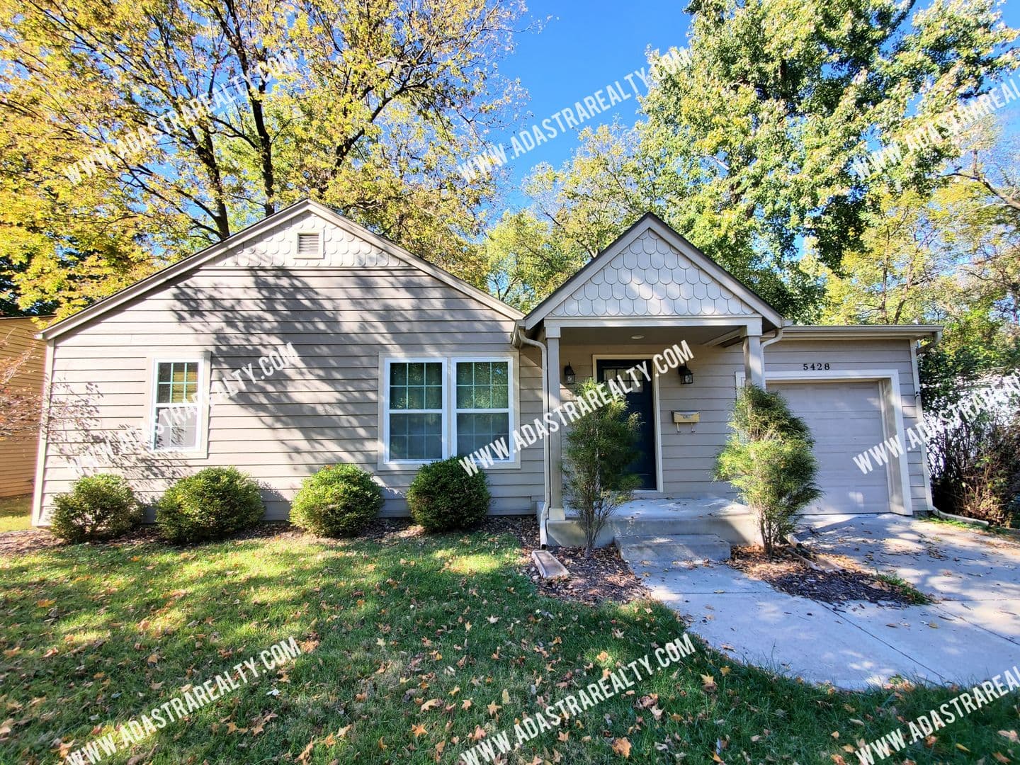 Mission House: 5428 Maple St,