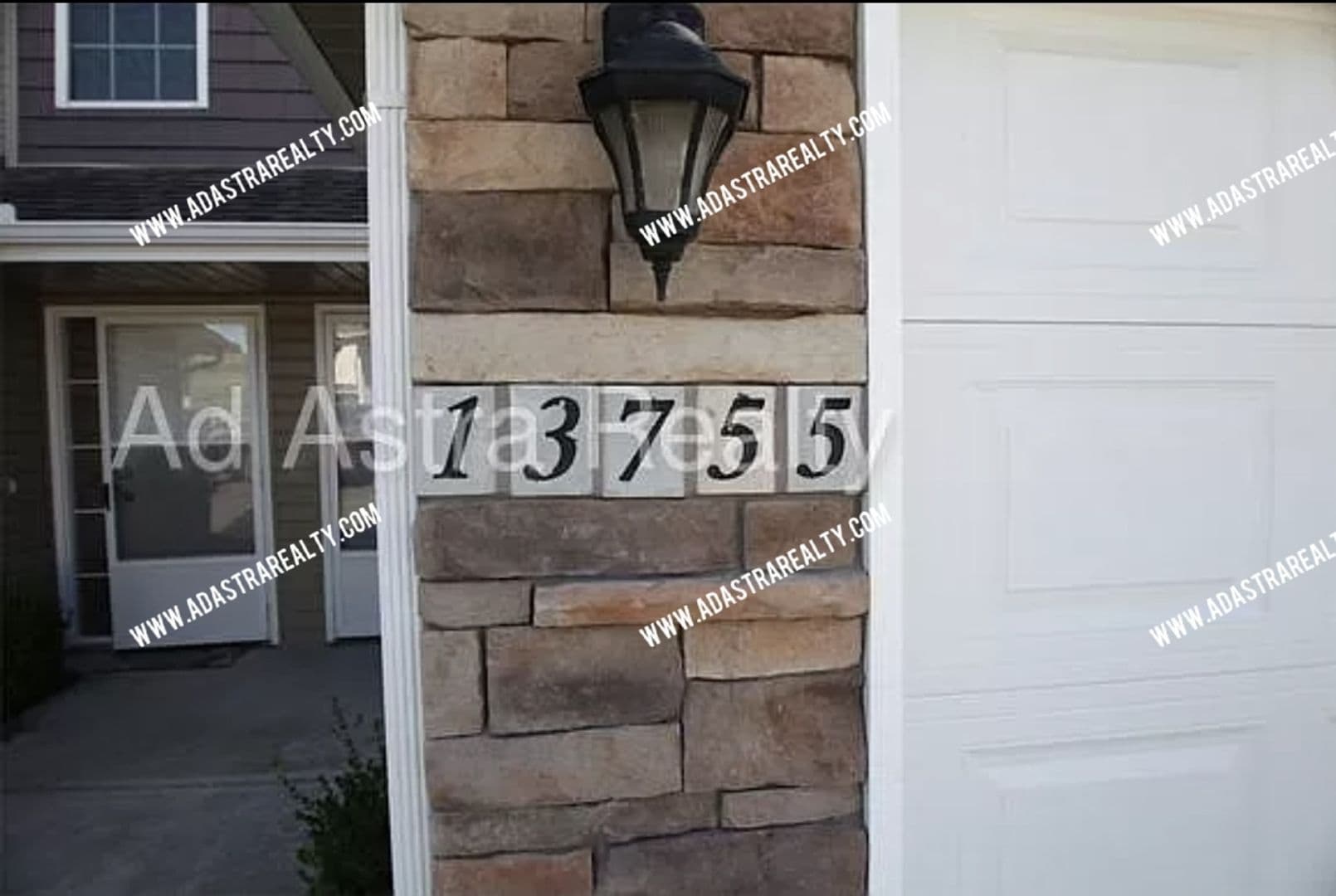 Platte City House: 13755 Post Oak Ln,