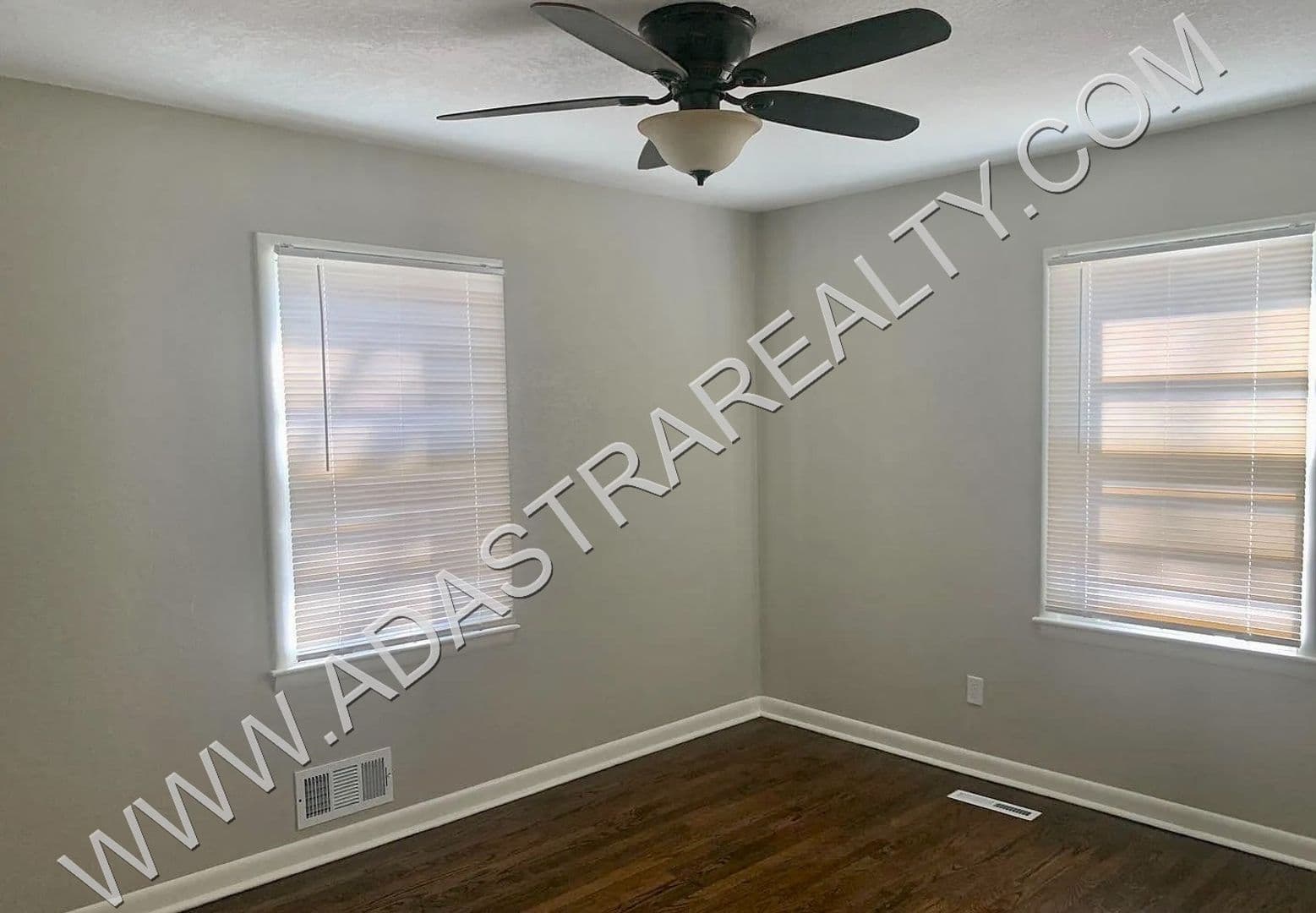 Raytown House: 6200 Northern Ave,