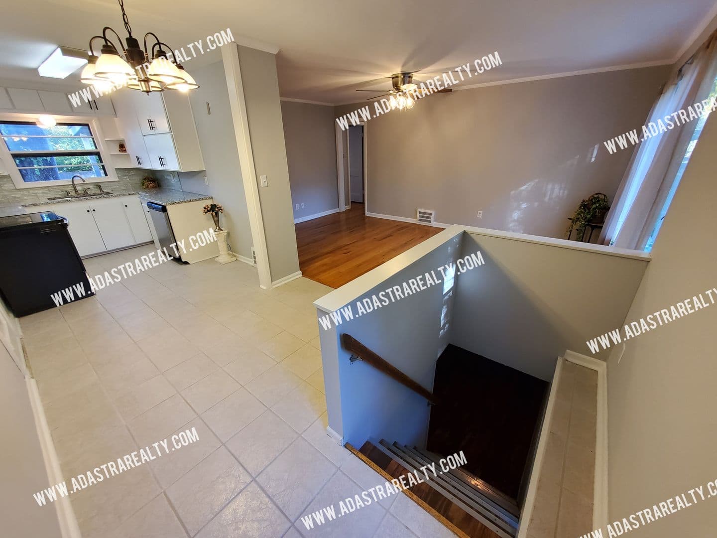 Prairie Village House: 4825 W 75th St,