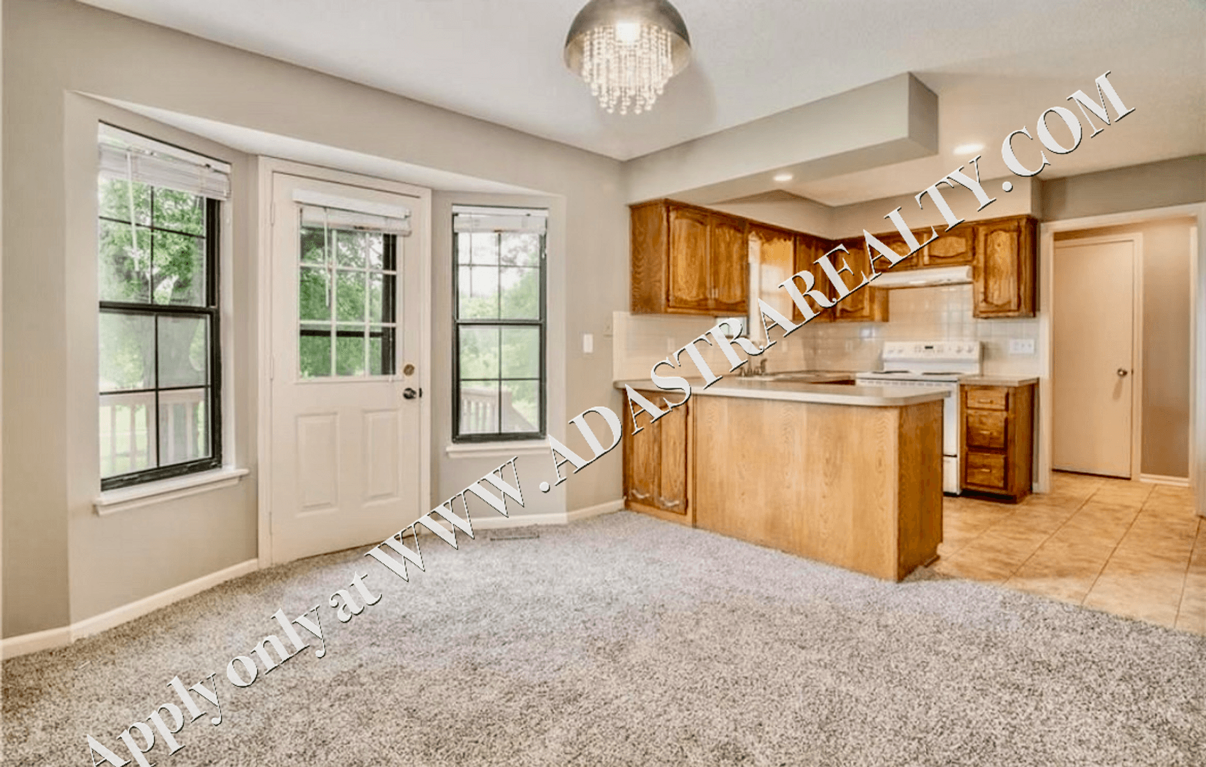 Overland Park House: 10620 W 115th St,
