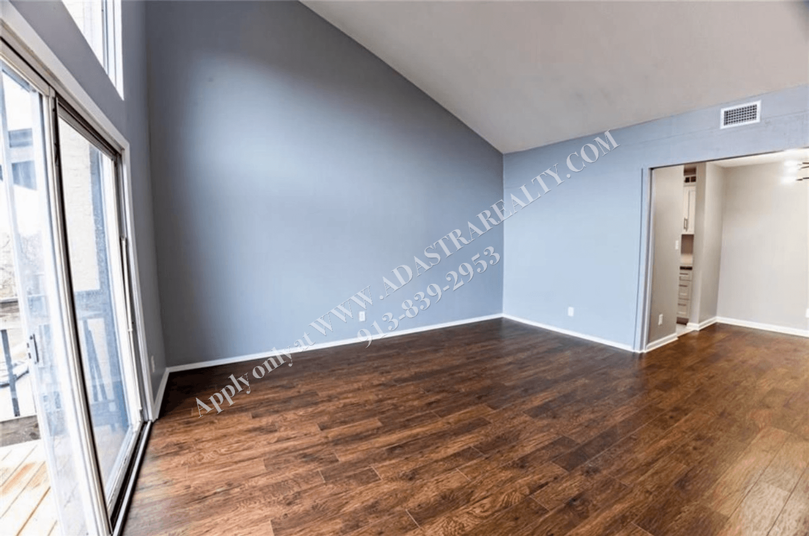 Kansas City House: 4518 Holly St., Apt 37