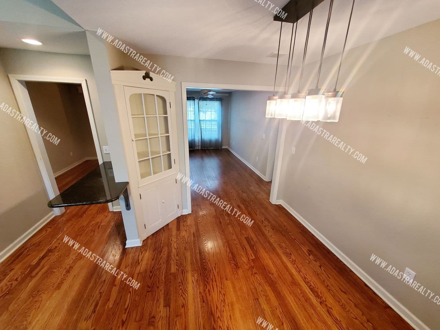 Mission House: 5428 Maple St,