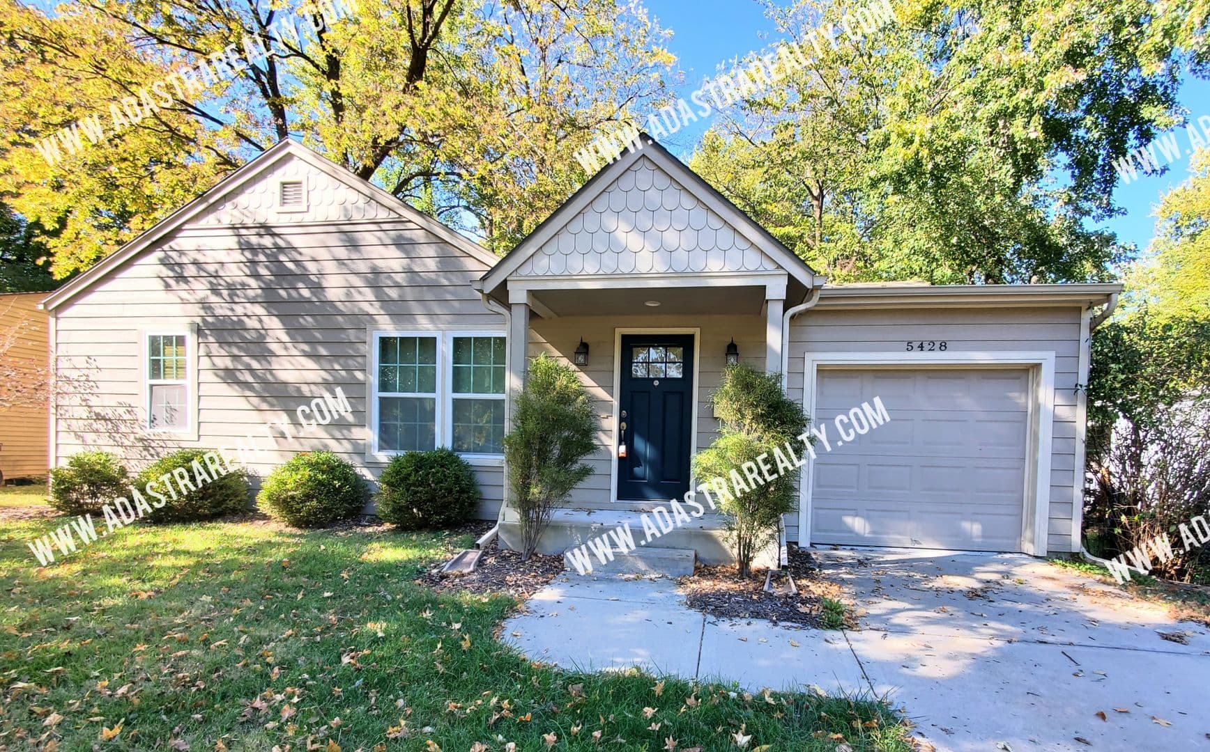 Mission House: 5428 Maple St,