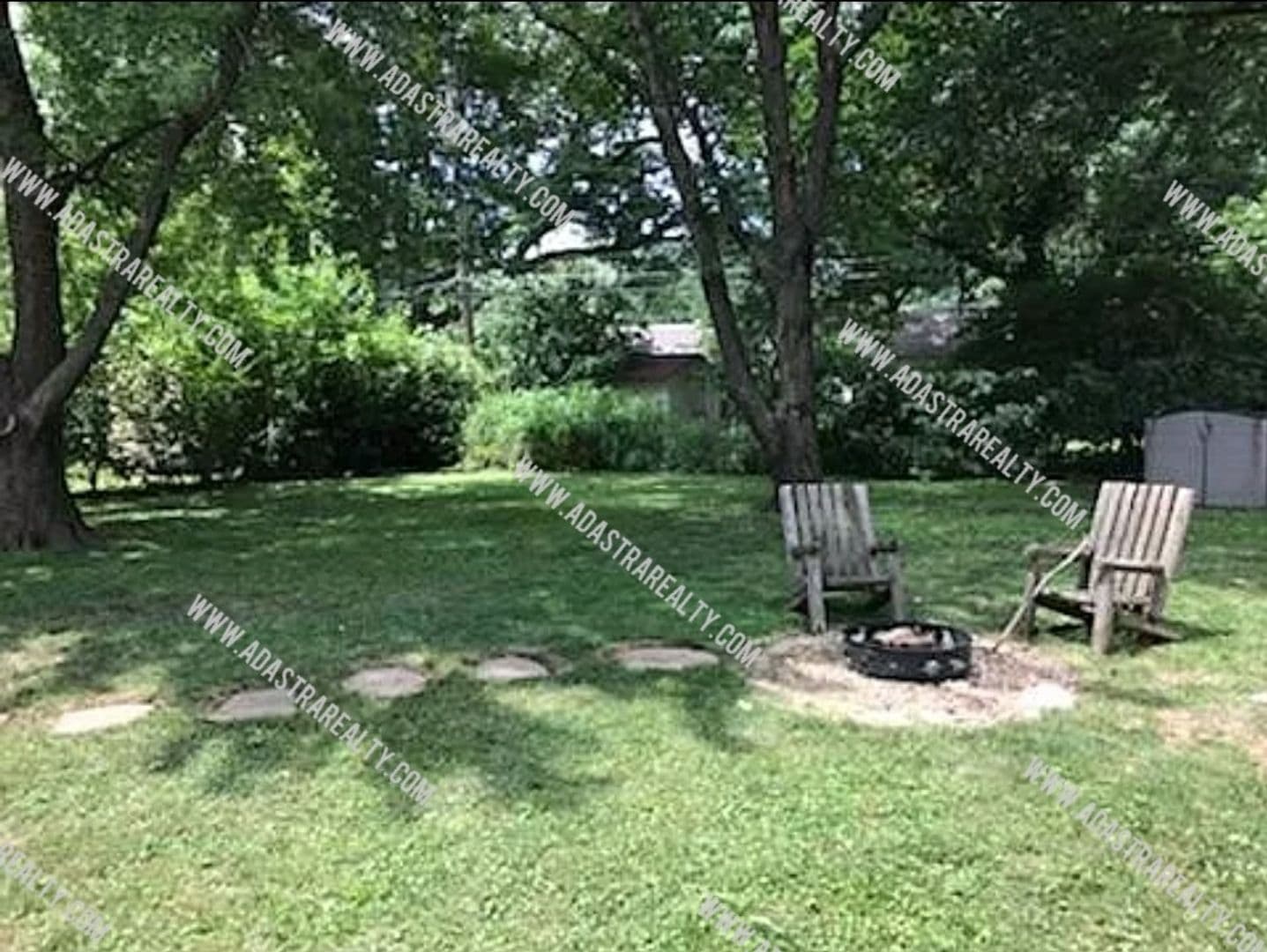Roeland Park House: 4818 Mission Rd,
