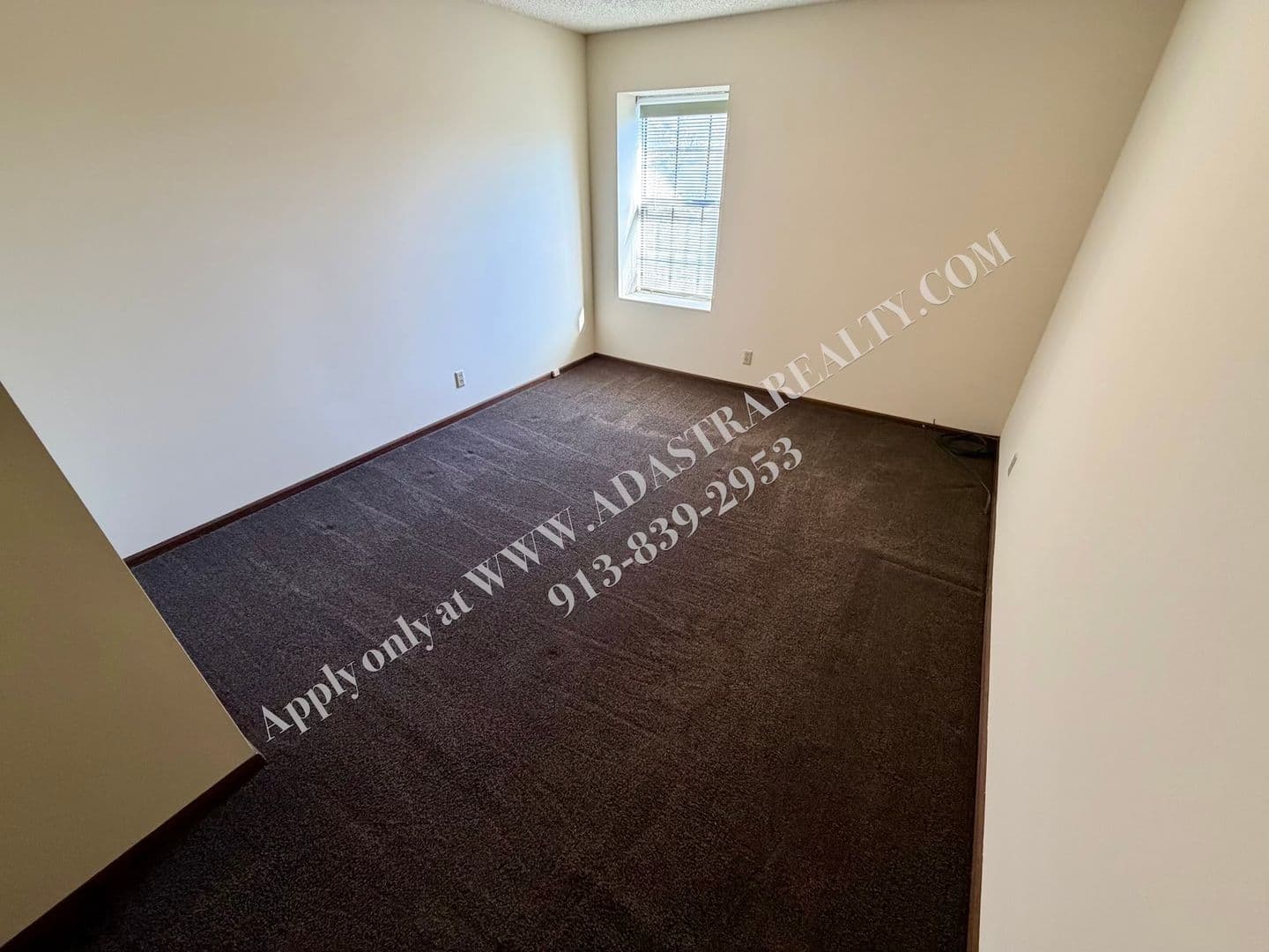 Overland Park House: 6650 W 150th St,