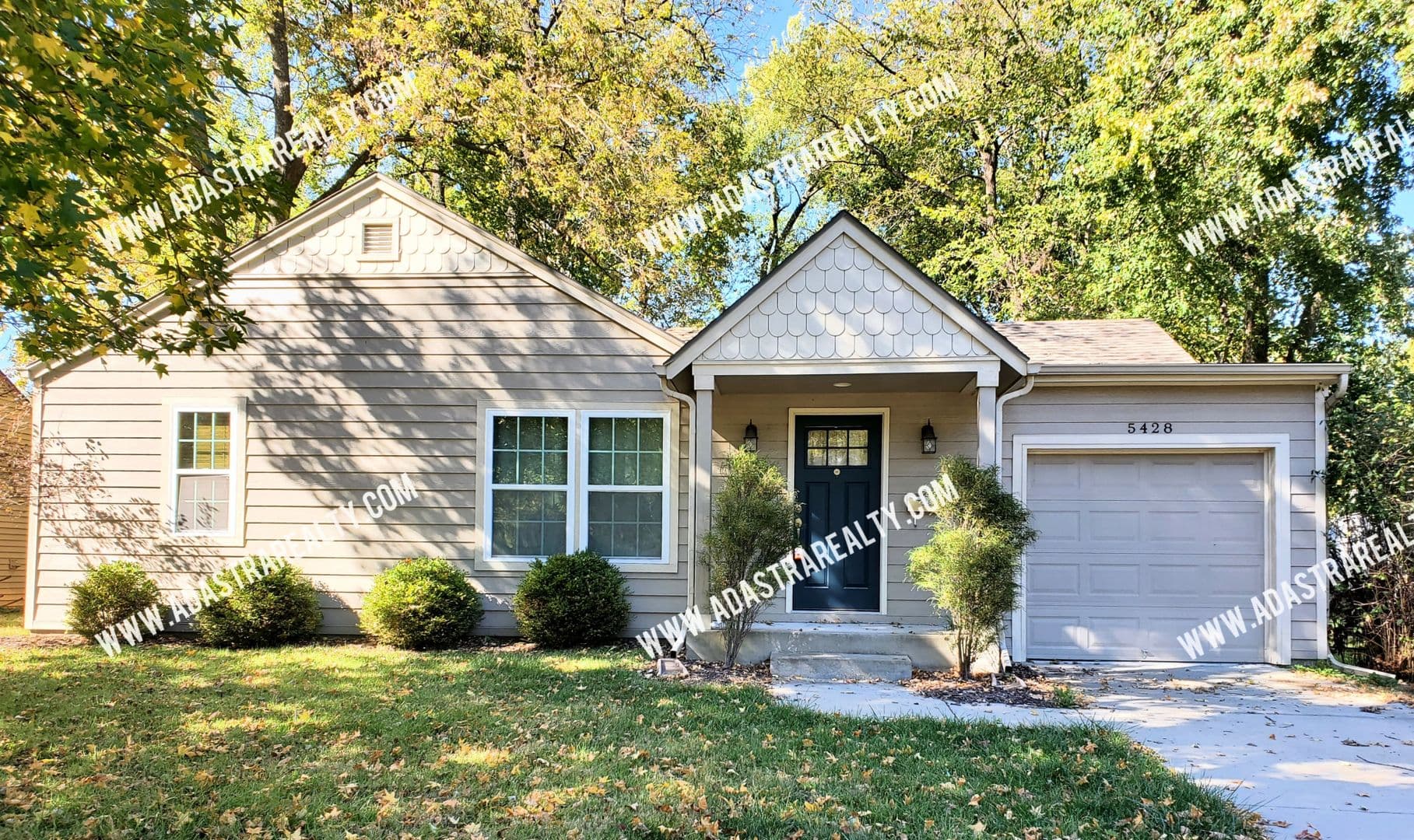 Mission House: 5428 Maple St,