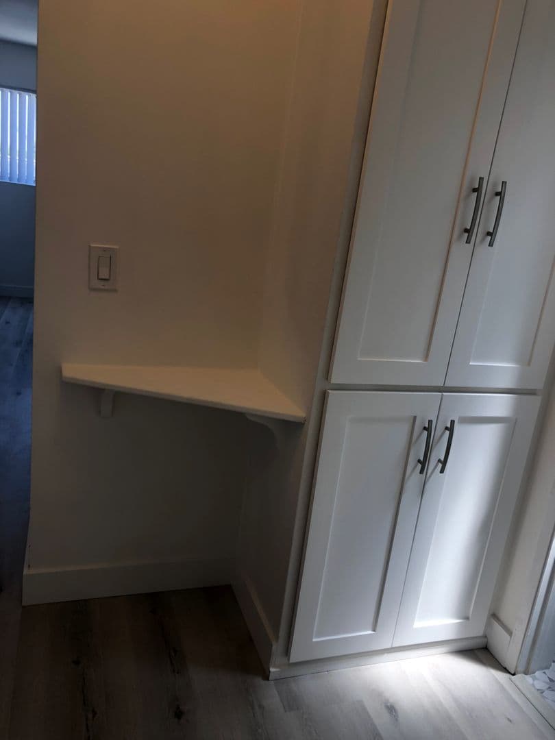 Los Angeles Apartment: 216 South Occidental Blvd