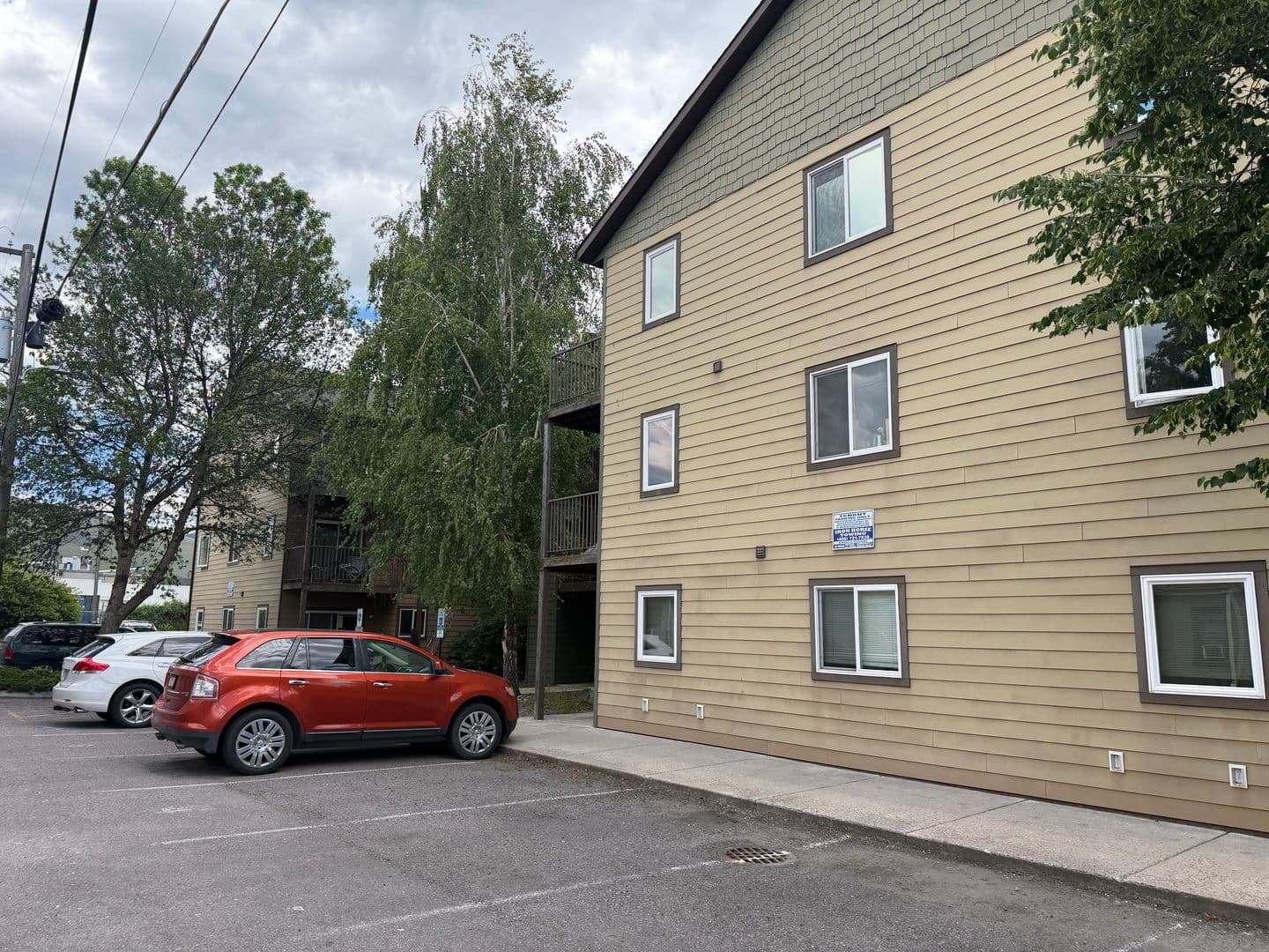 Missoula House: 530 Burton St B3