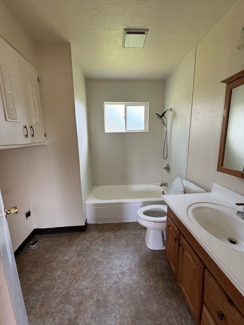 Missoula Apartment: 804/806 Whitaker Drive