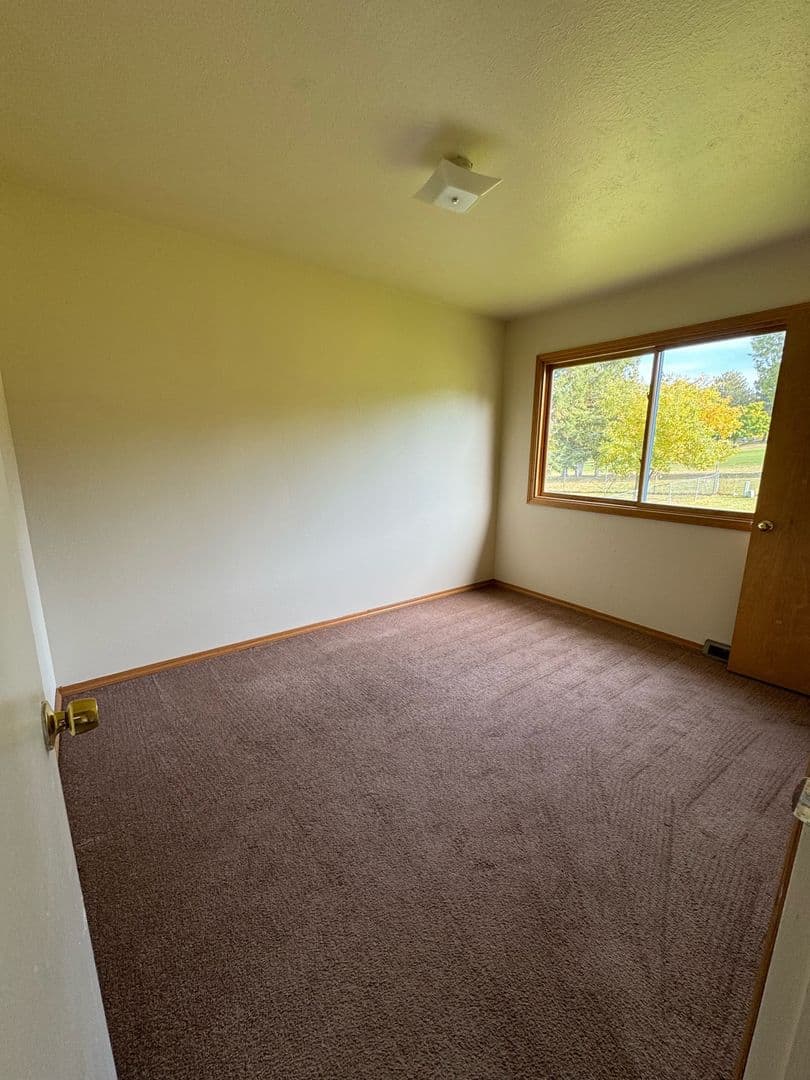Missoula Apartment: 804/806 Whitaker Drive