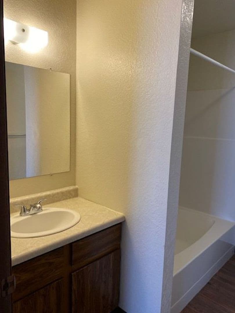 Missoula Apartment: 1202-1216 McDonald
