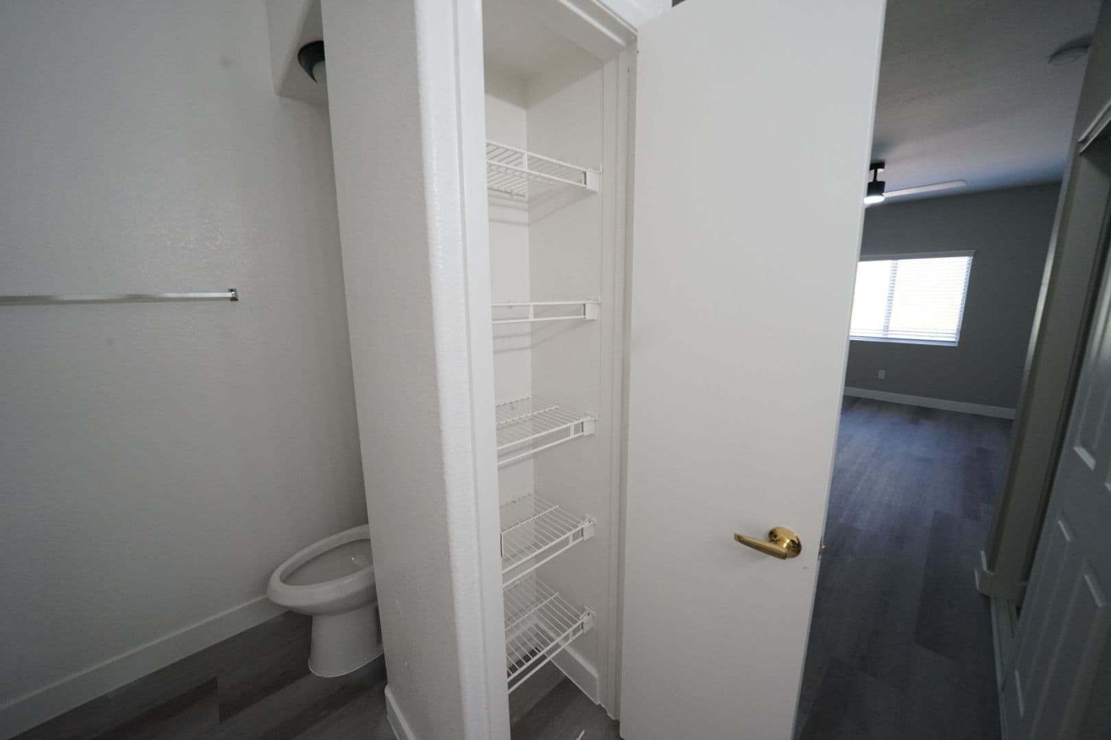 Las Vegas Condo: 5655 E Sahara Ave #2038