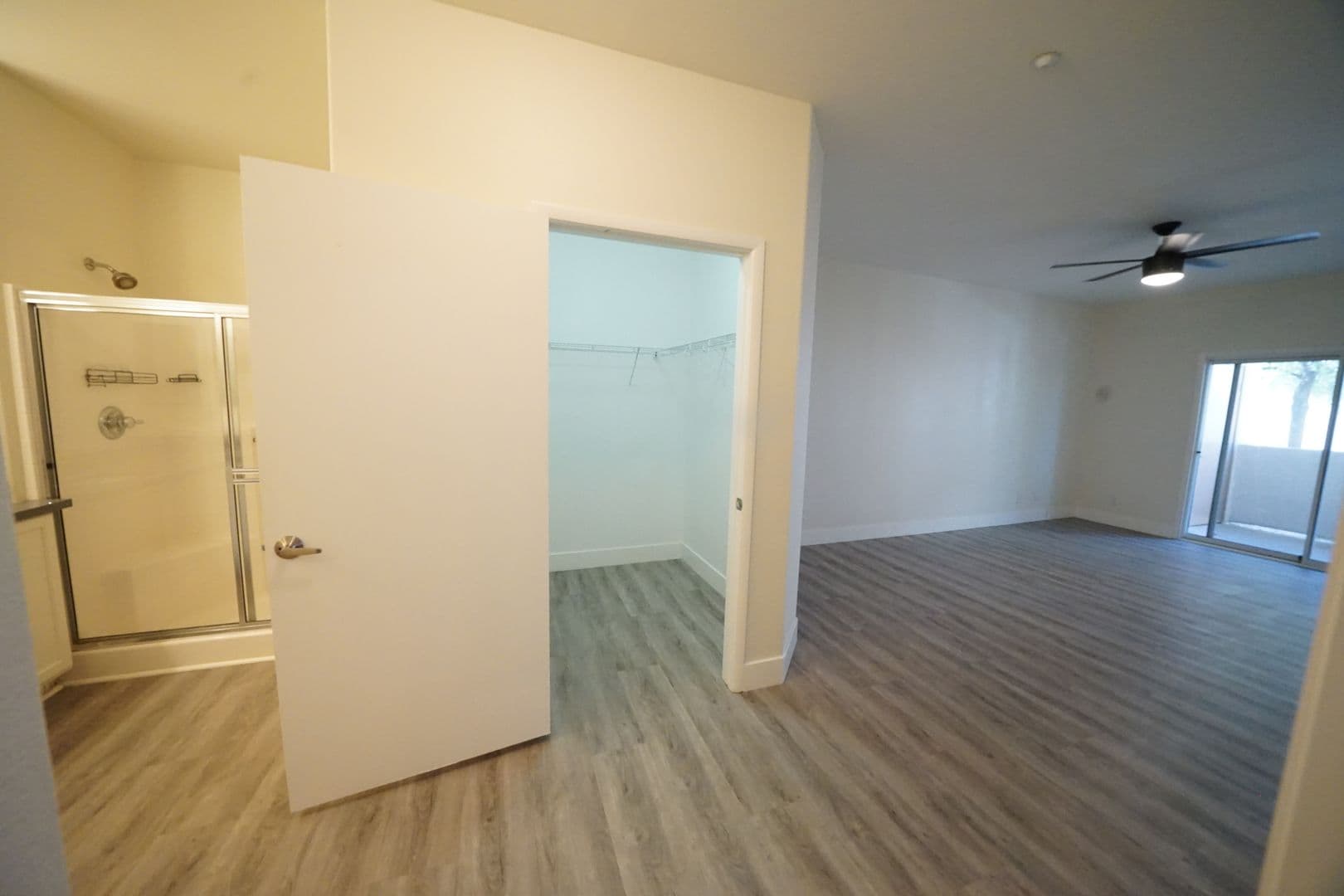 Henderson Condo: 50 Aura De Blanco St #18101