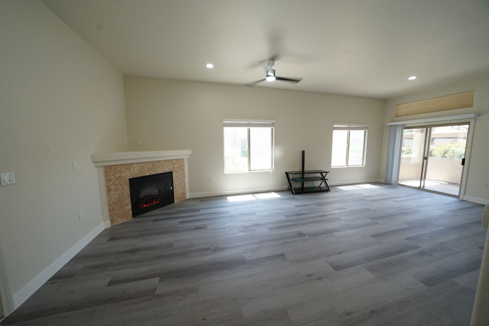 Las Vegas Condo: 8985 S Durango Dr #1039