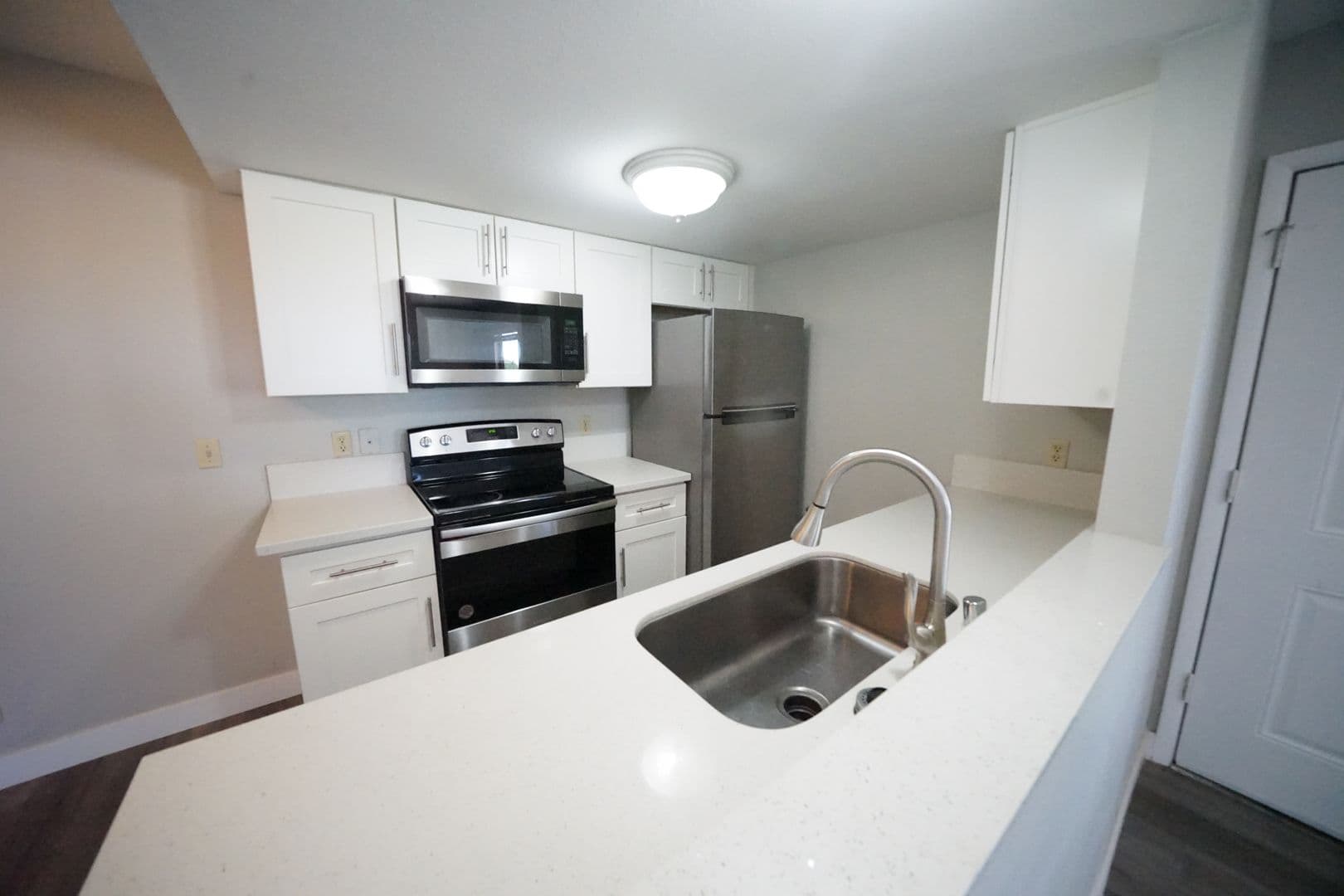 Henderson Condo: 601 Cabrillo Circle #103 - Bldg #1