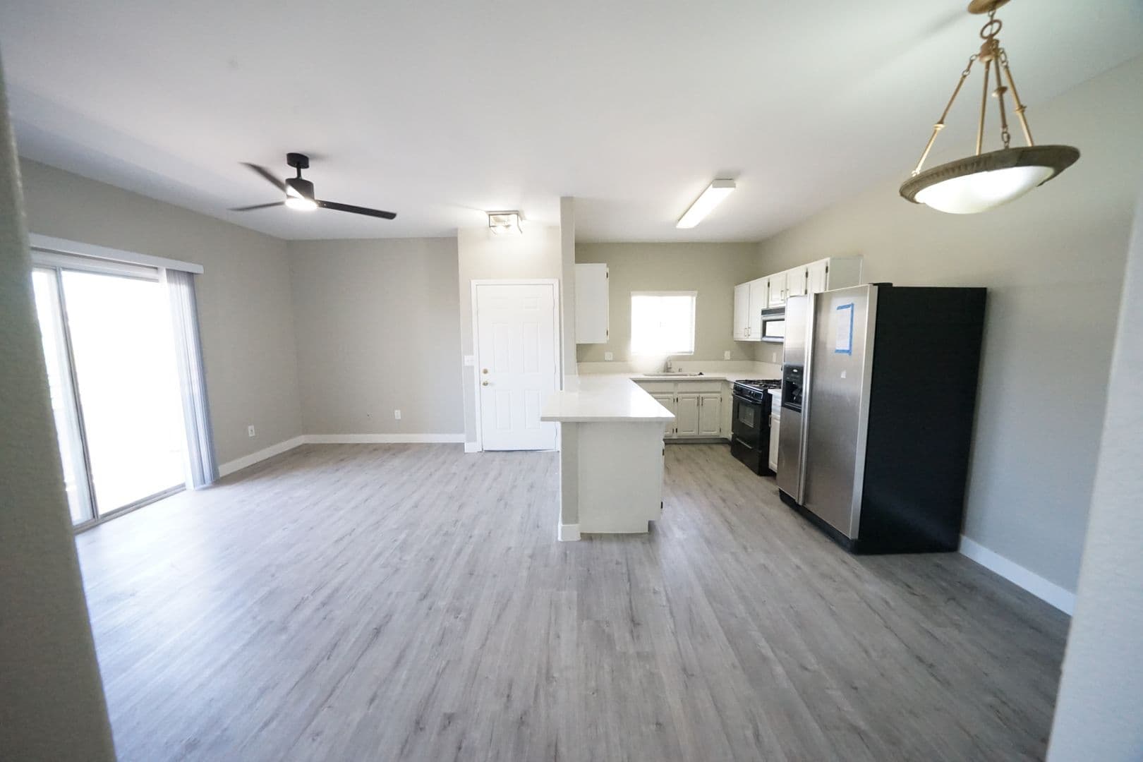 Las Vegas Condo: 5655 E Sahara Ave #2038