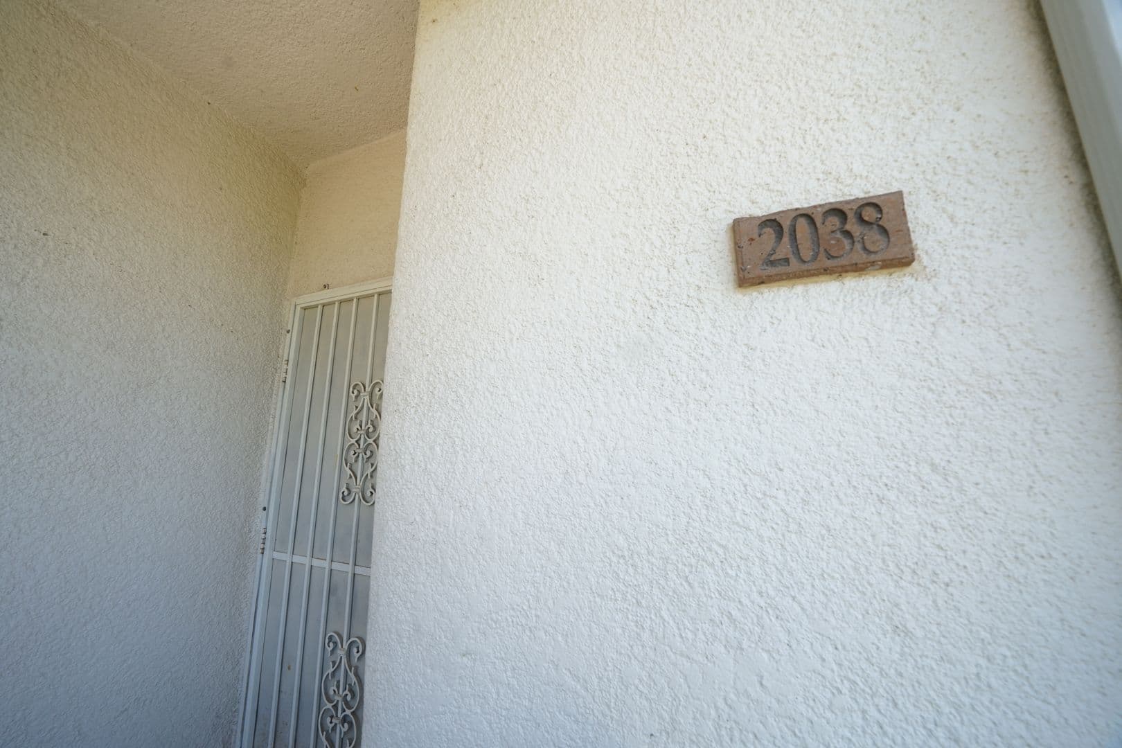 Las Vegas Condo: 5655 E Sahara Ave #2038