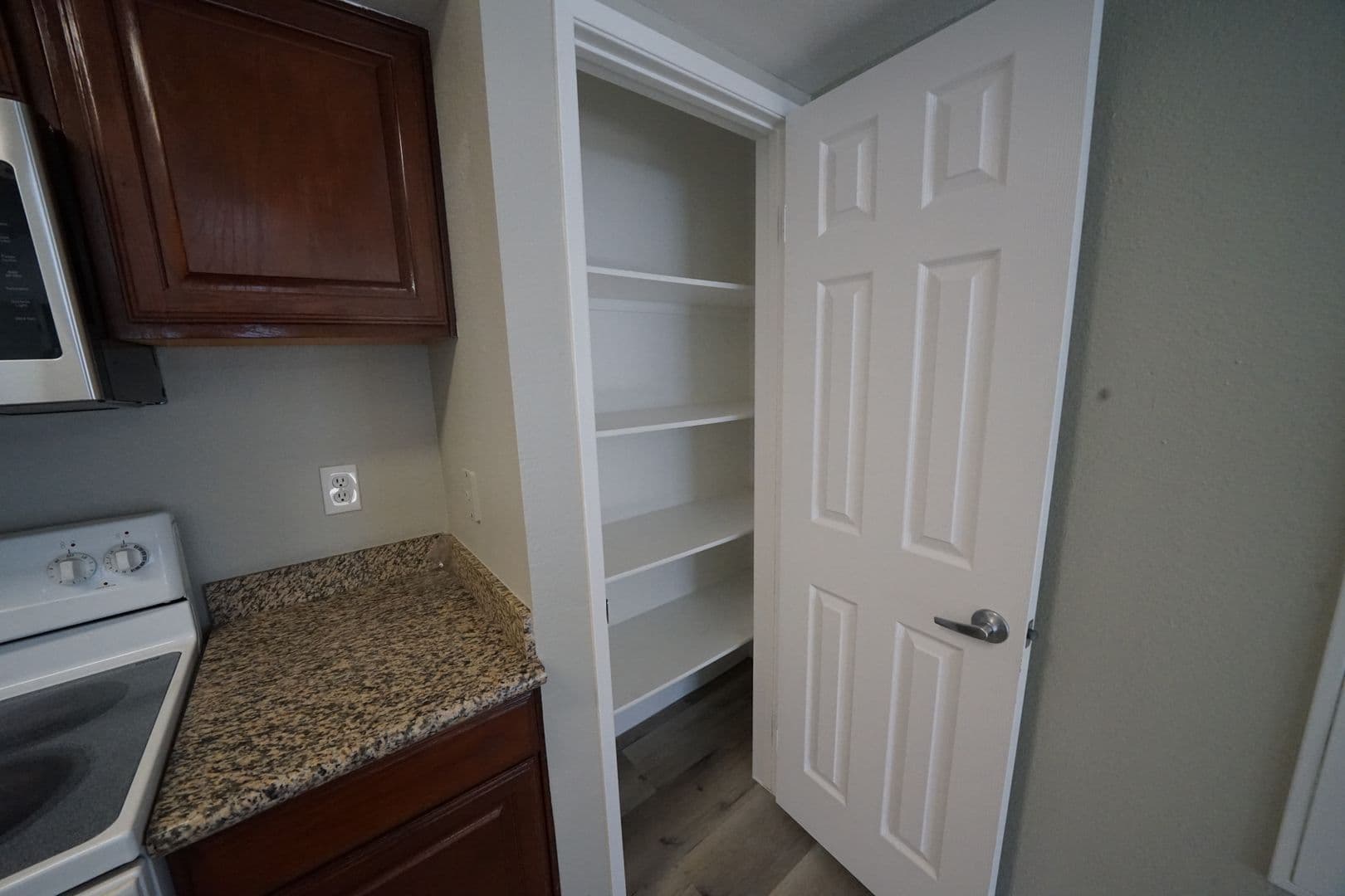 Las Vegas Condo: 6800 E Lake Mead Blvd #2092