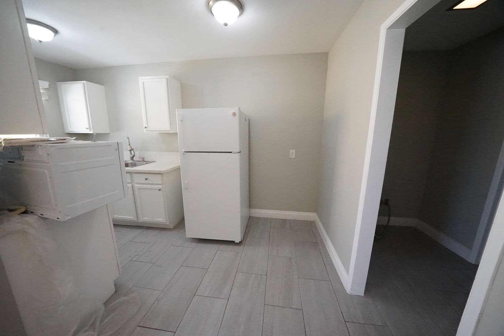 Las Vegas Apartment: 214 S 14th St