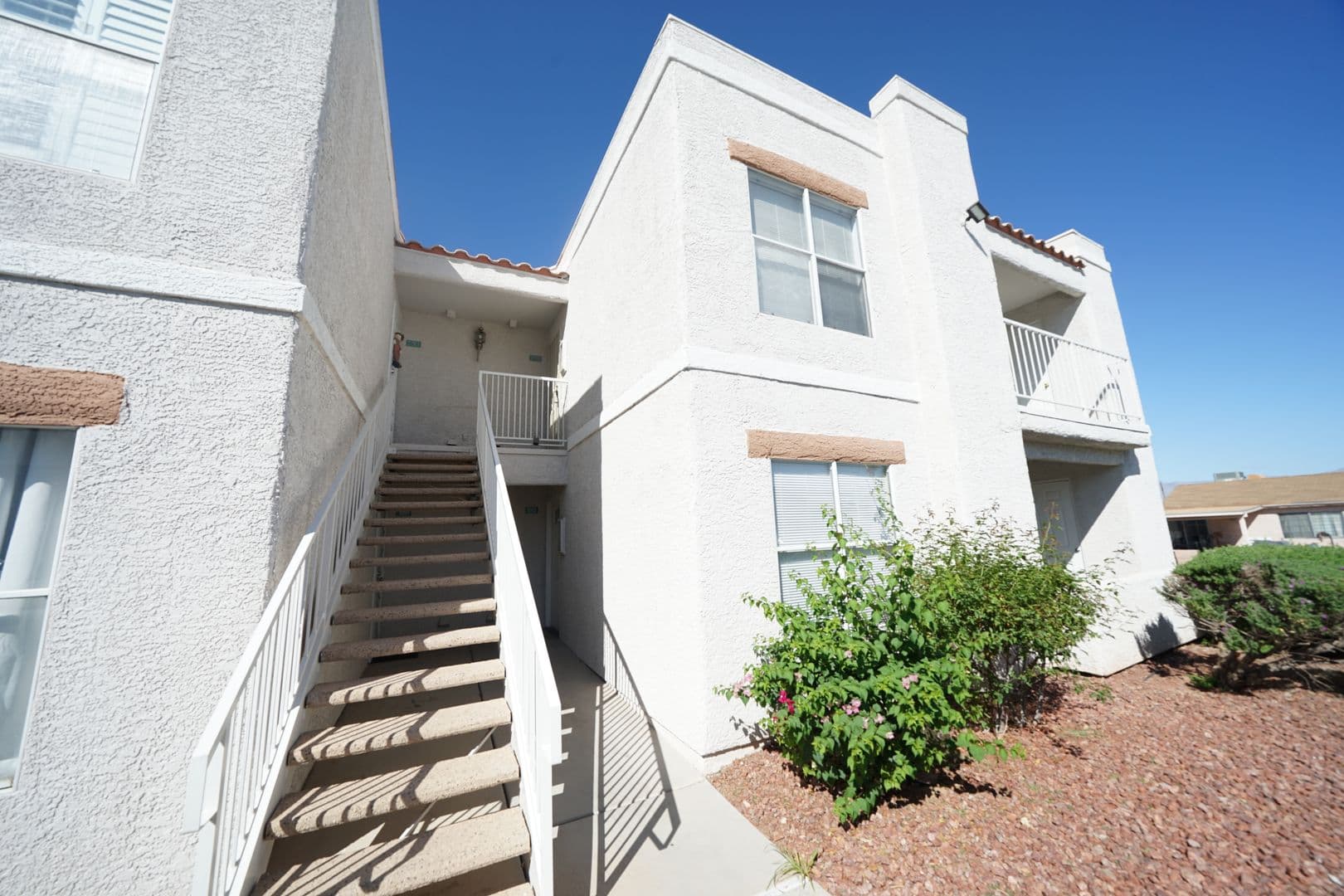 Las Vegas Condo: 6800 E Lake Mead Blvd #2092
