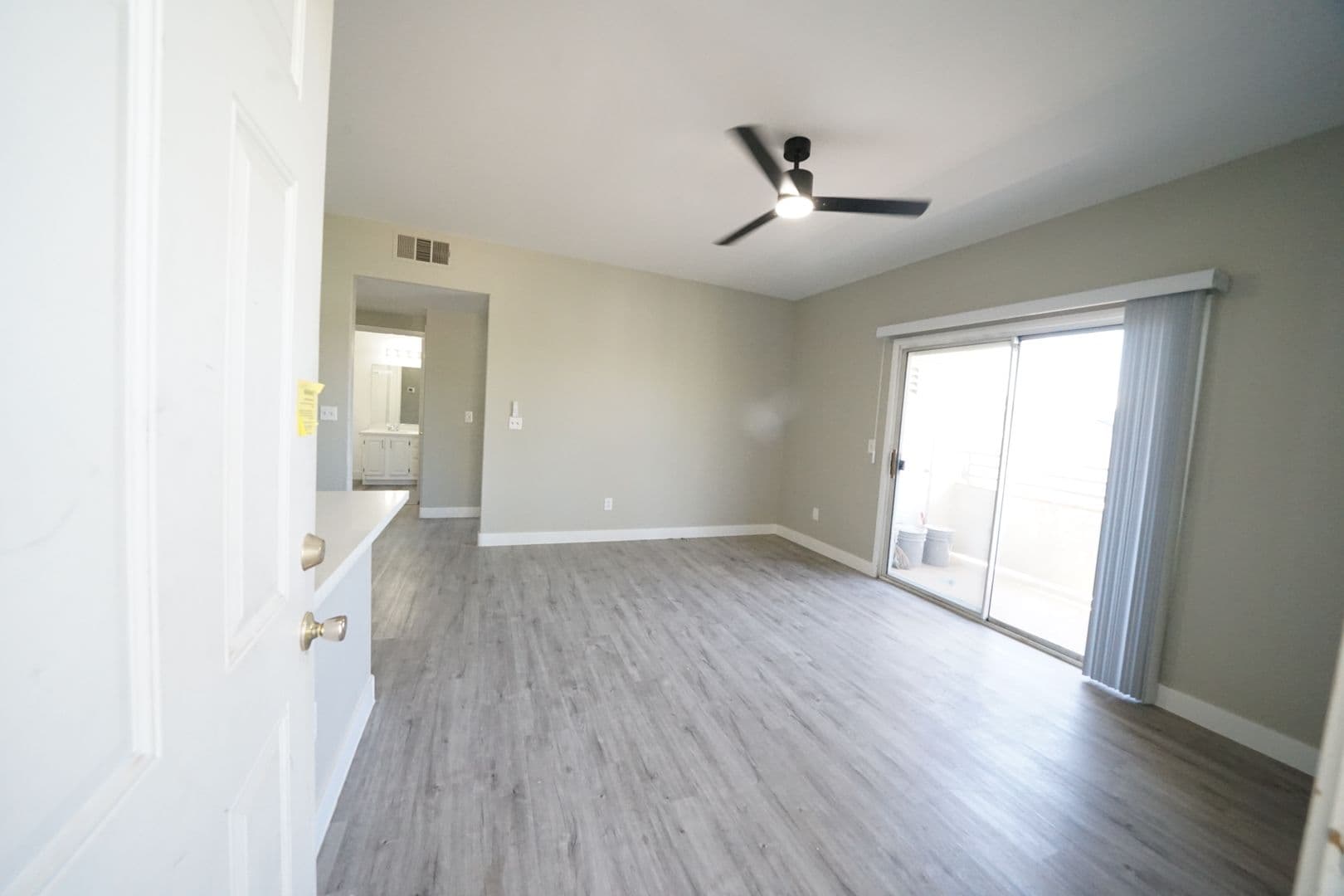 Las Vegas Condo: 5655 E Sahara Ave #2038