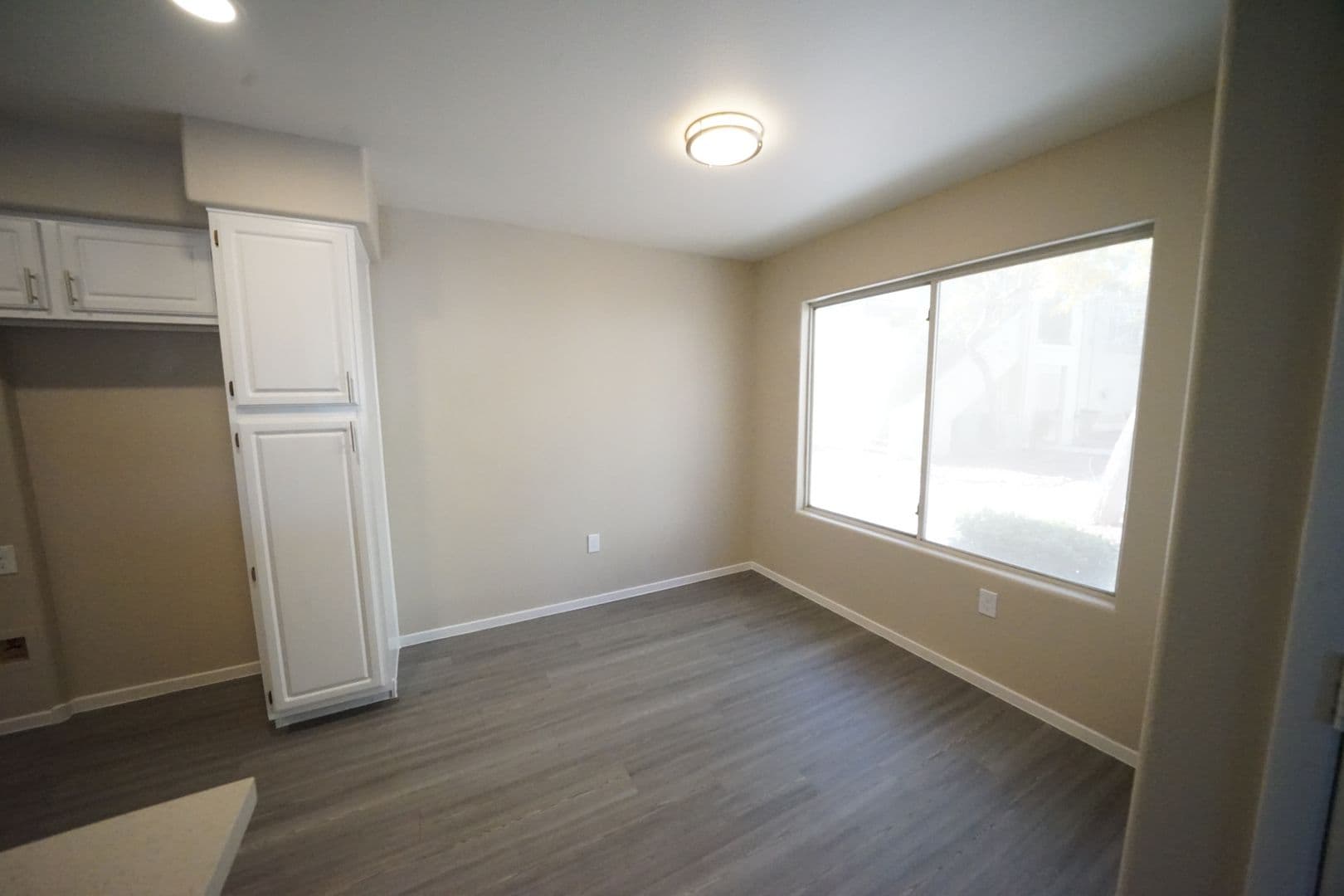 Las Vegas Condo: 5710 E Tropicana Ave #1060