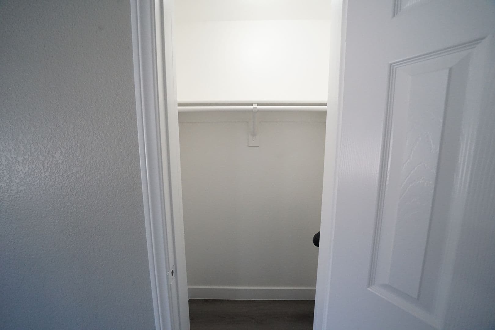 Las Vegas Apartment: 118 S Mojave Rd