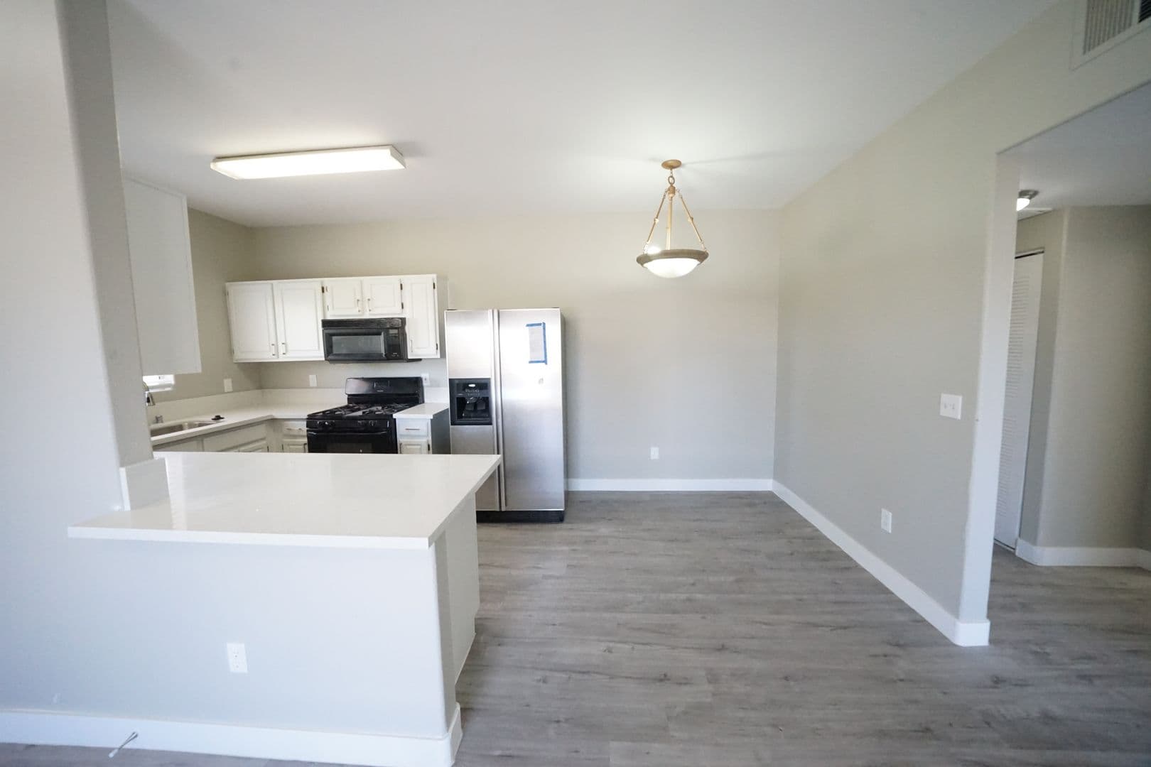 Las Vegas Condo: 5655 E Sahara Ave #2038