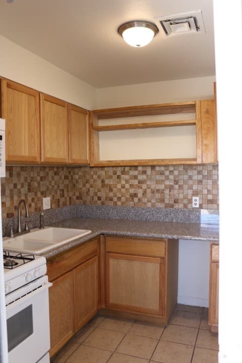Las Vegas Townhome: 3955 Visby Ln