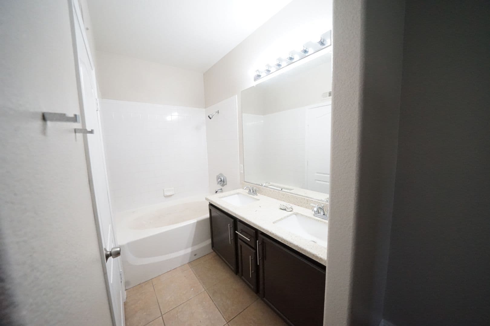 Las Vegas House: 7704 Himalayas Ave #103 - Bldg #18