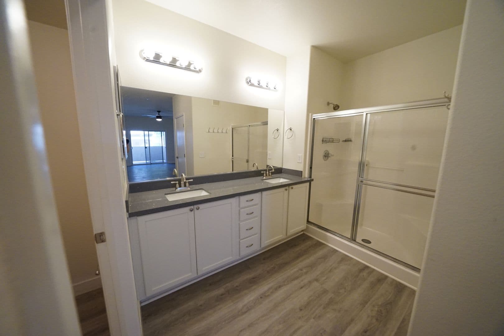 Henderson Condo: 50 Aura De Blanco St #18101