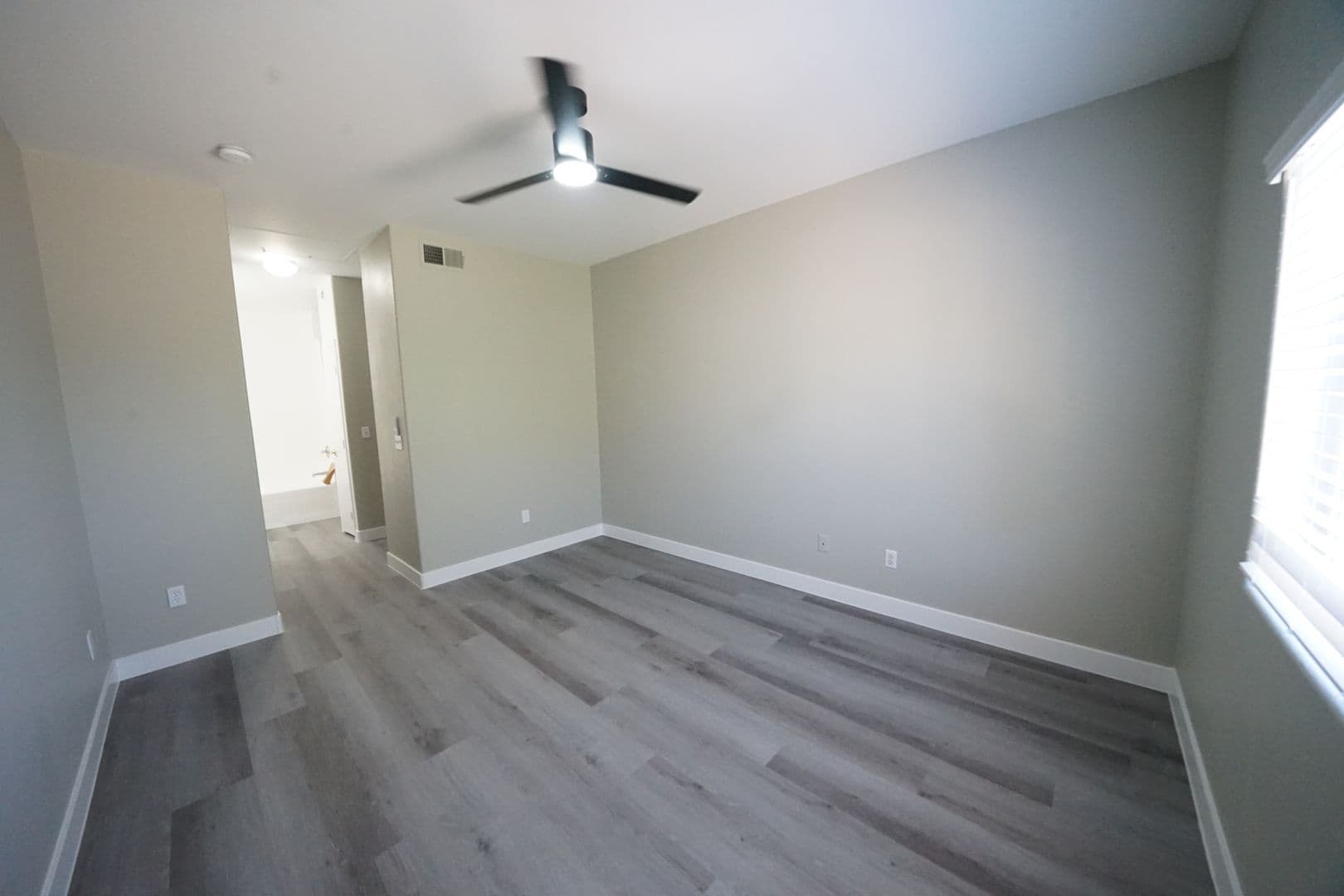 Las Vegas Condo: 5655 E Sahara Ave #2038