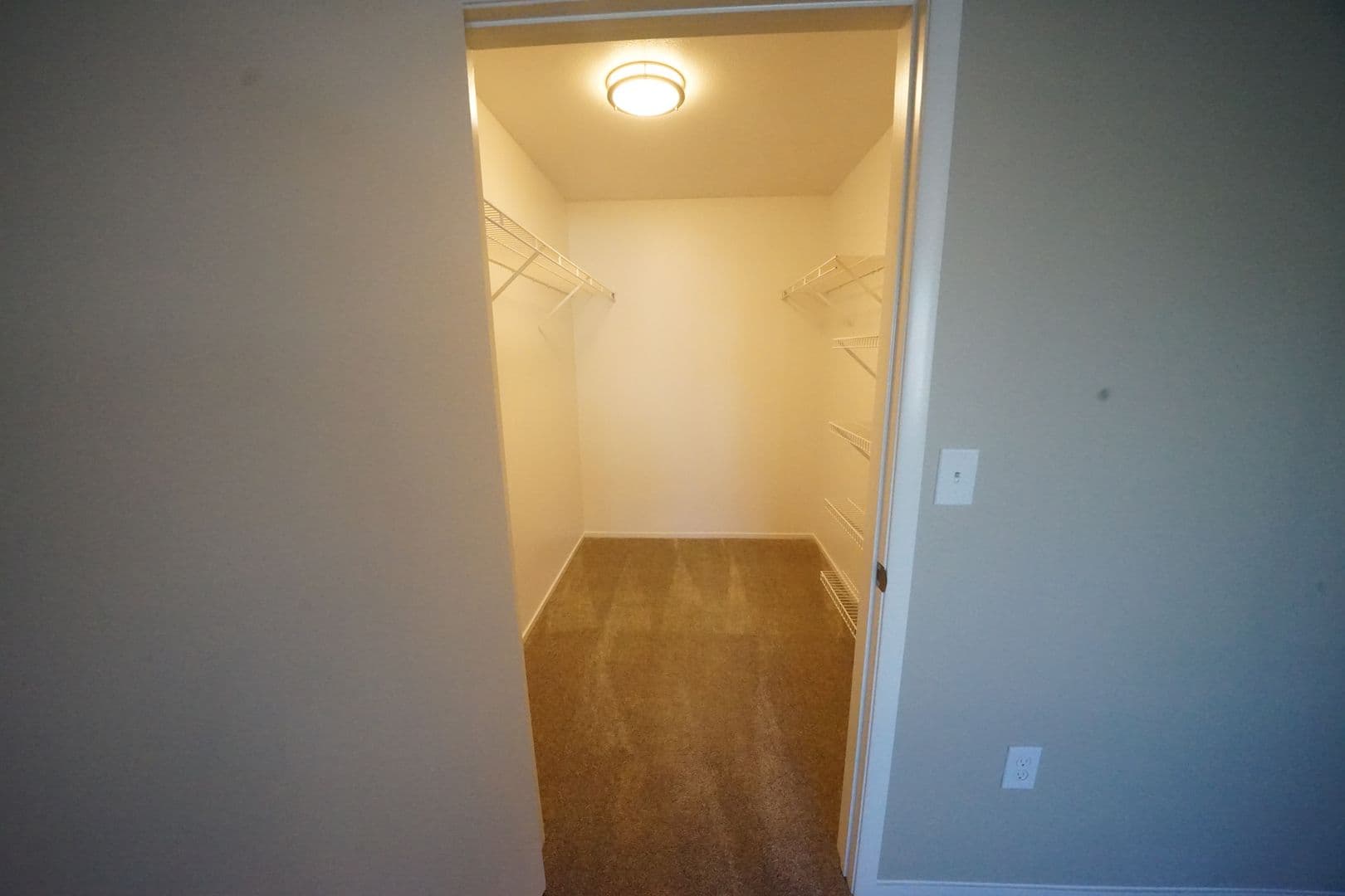 Las Vegas Condo: 5710 E Tropicana Ave #1060