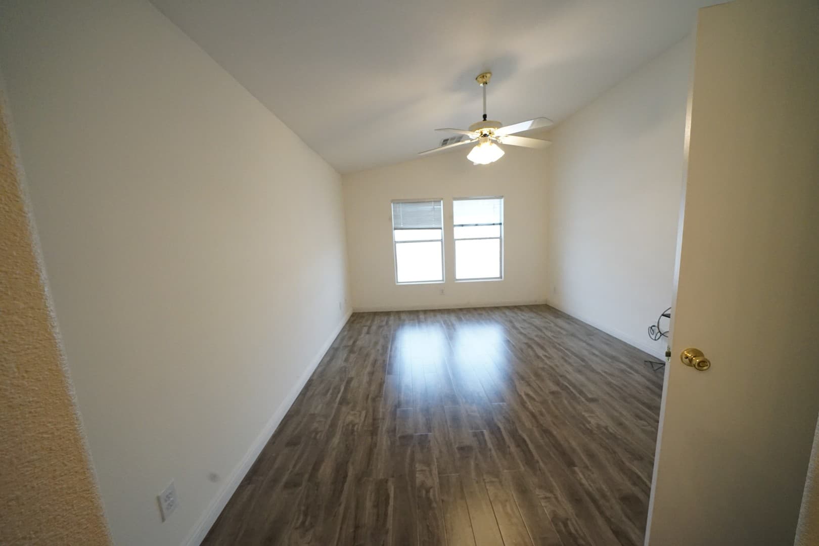 Las Vegas Townhome: 5465 Jackpot Winner Ln #101 - Bldg #58
