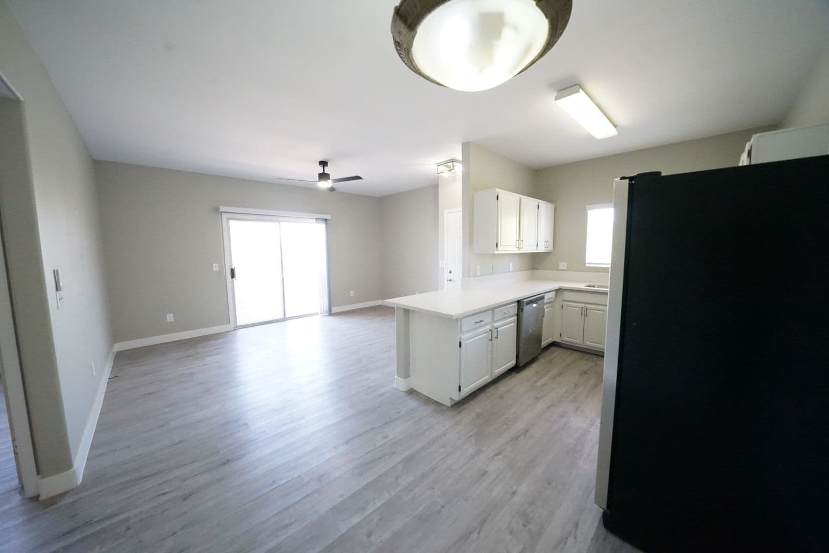 Las Vegas Condo: 5655 E Sahara Ave #2038