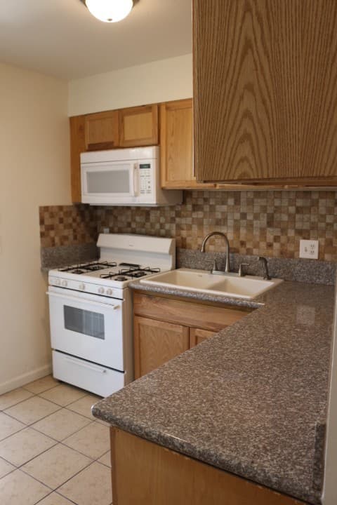 Las Vegas Townhome: 3955 Visby Ln