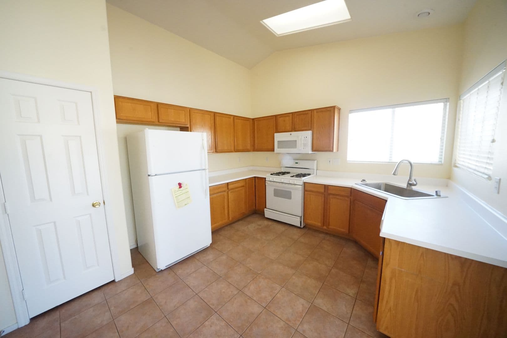 Henderson House: 700 Pine Field Ln