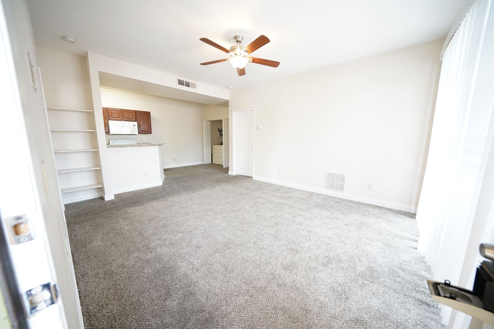 Las Vegas House: 5146 S Jones Blvd #104 - Bldg #2