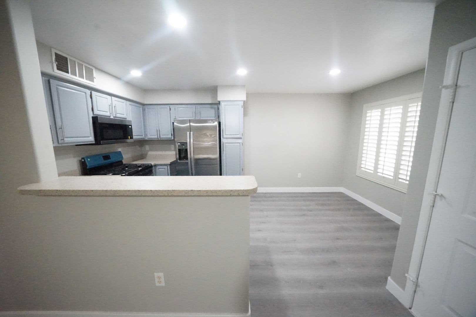Las Vegas Condo: 5710 E Tropicana Ave #1032
