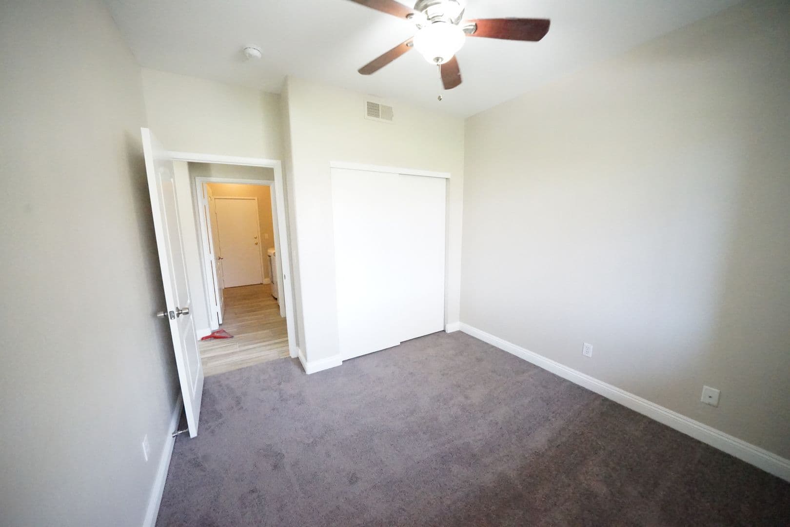 Las Vegas House: 7704 Himalayas Ave #103 - Bldg #18