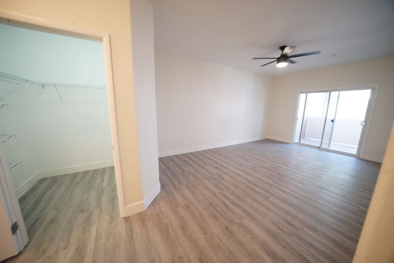 Henderson Condo: 50 Aura De Blanco St #18101