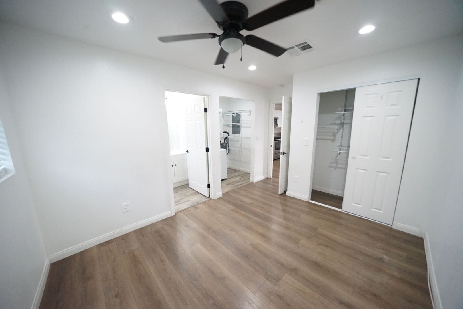 Las Vegas Apartment: 1175 S Mojave Rd