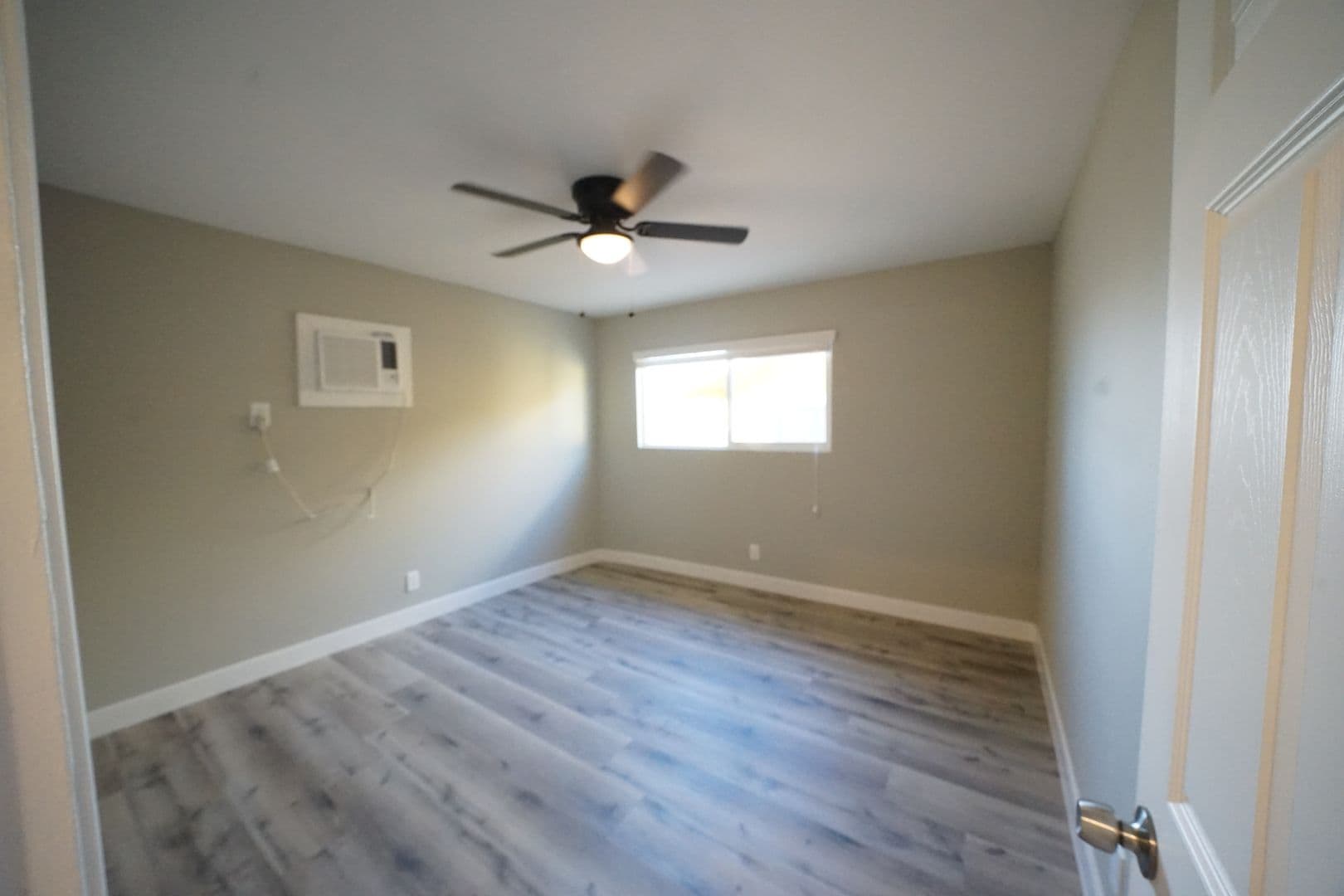 Las Vegas Apartment: 214 S 14th St