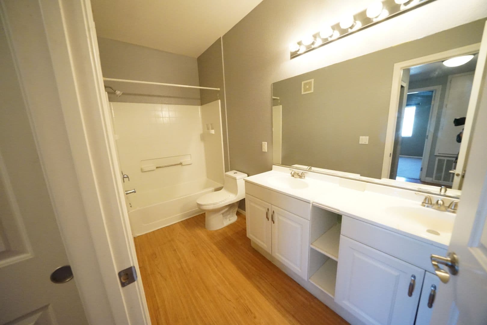 Henderson Condo: 2291 W Horizon Ridge Pkwy #4220
