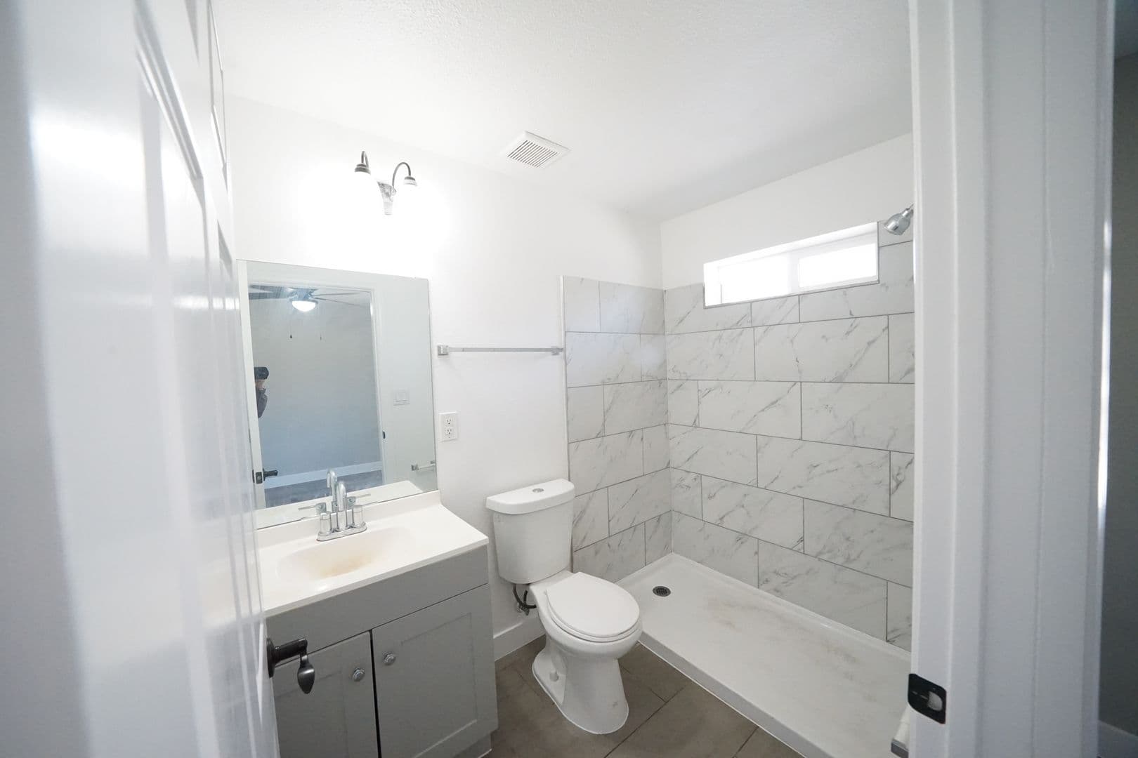 Las Vegas Apartment: 118 S Mojave Rd
