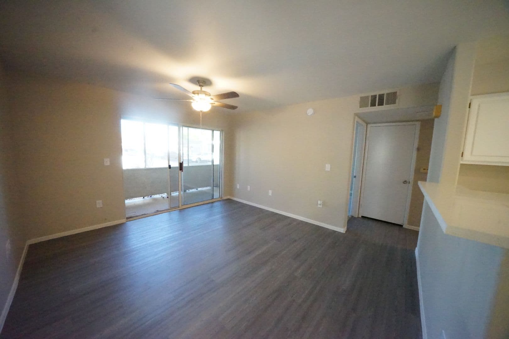 Las Vegas Condo: 5710 E Tropicana Ave #1060