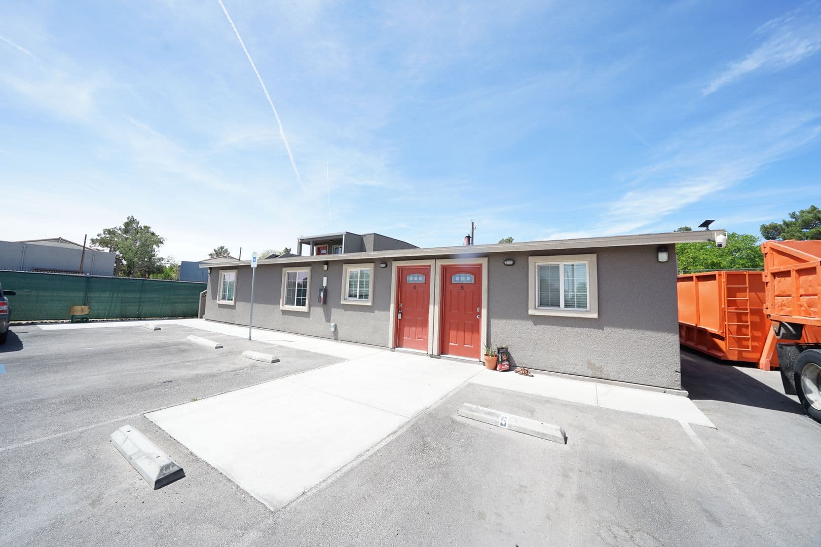 Las Vegas Apartment: 118 S Mojave Rd